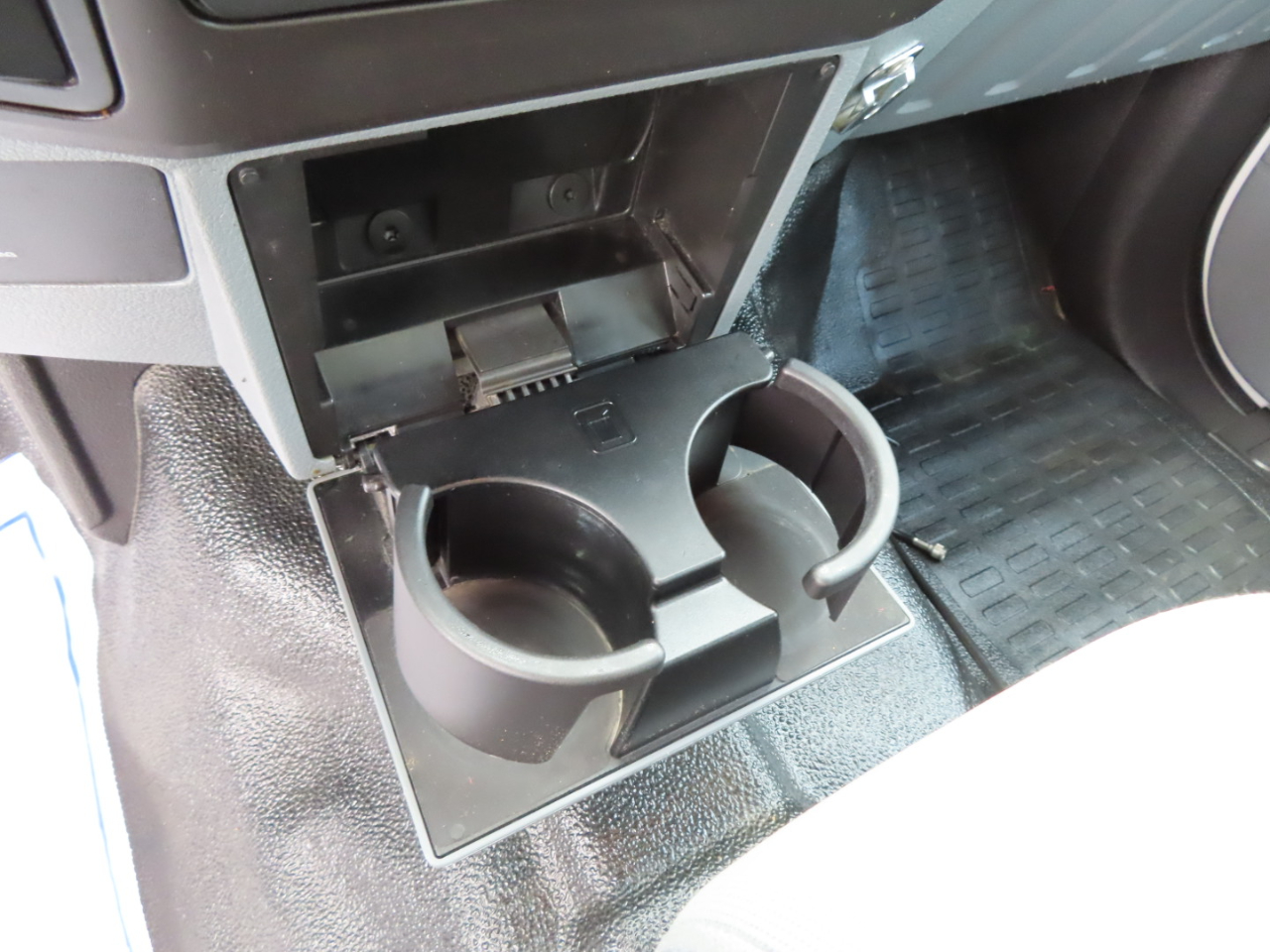 Ford Super Duty F-250 SRW 4WD SuperCab 158" XL 2015