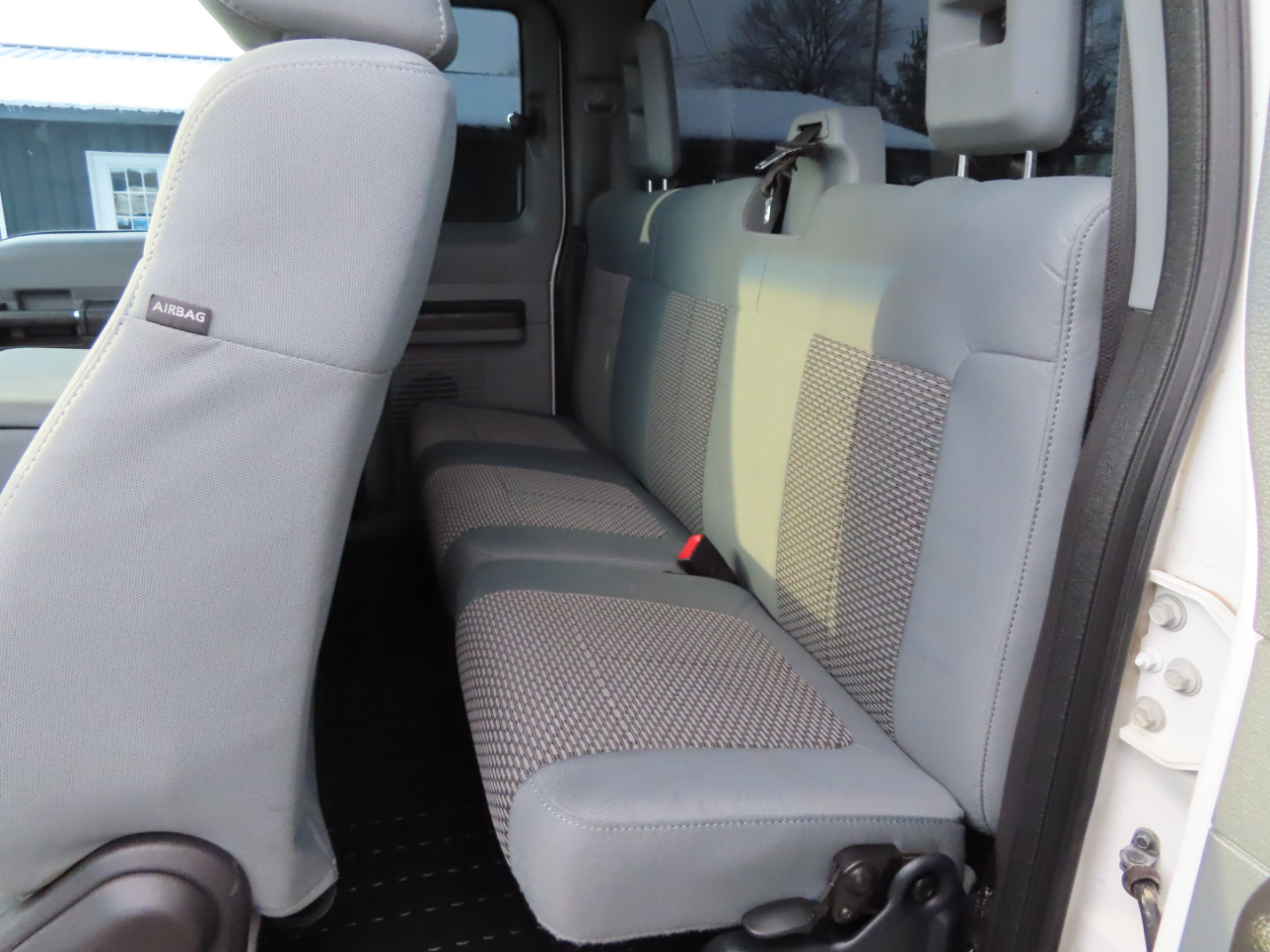 Ford Super Duty F-250 SRW 4WD SuperCab 158" XL 2015