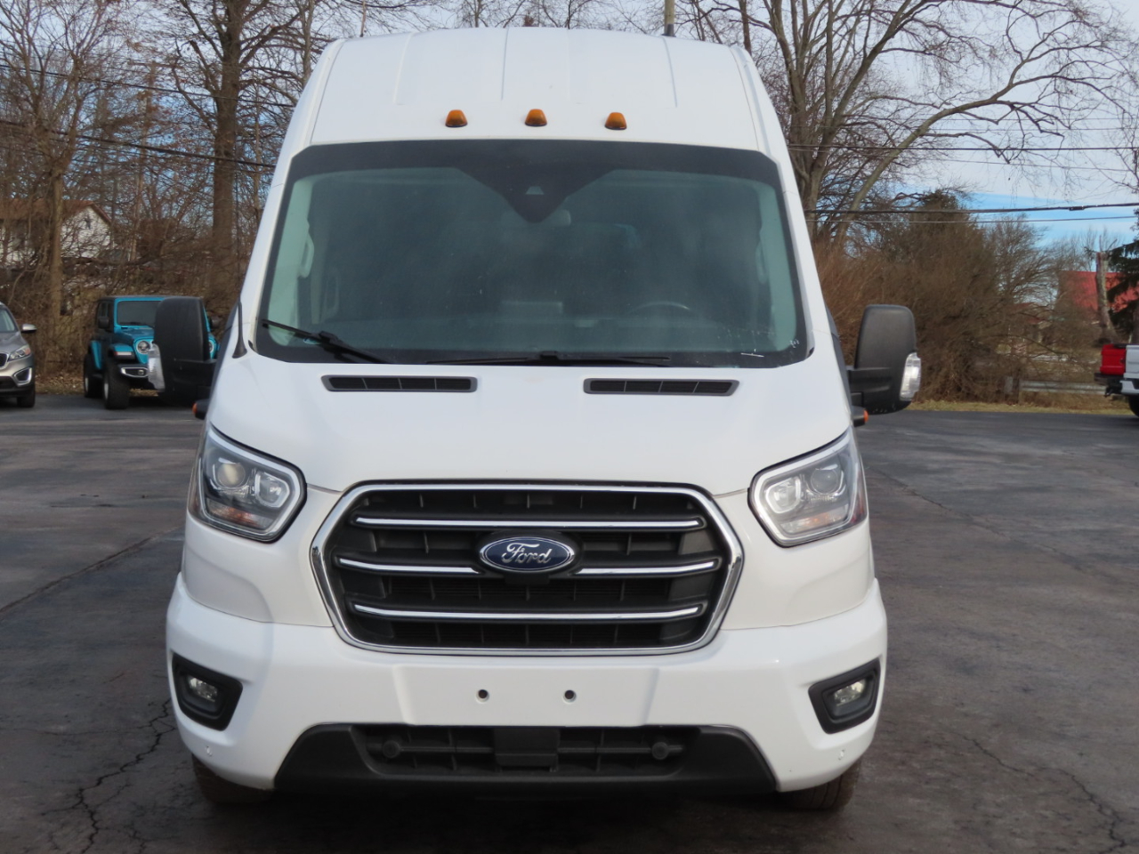 Ford Transit Passenger Wagon T-350 HD 148" EL High Roof XLT DRW RWD 2020