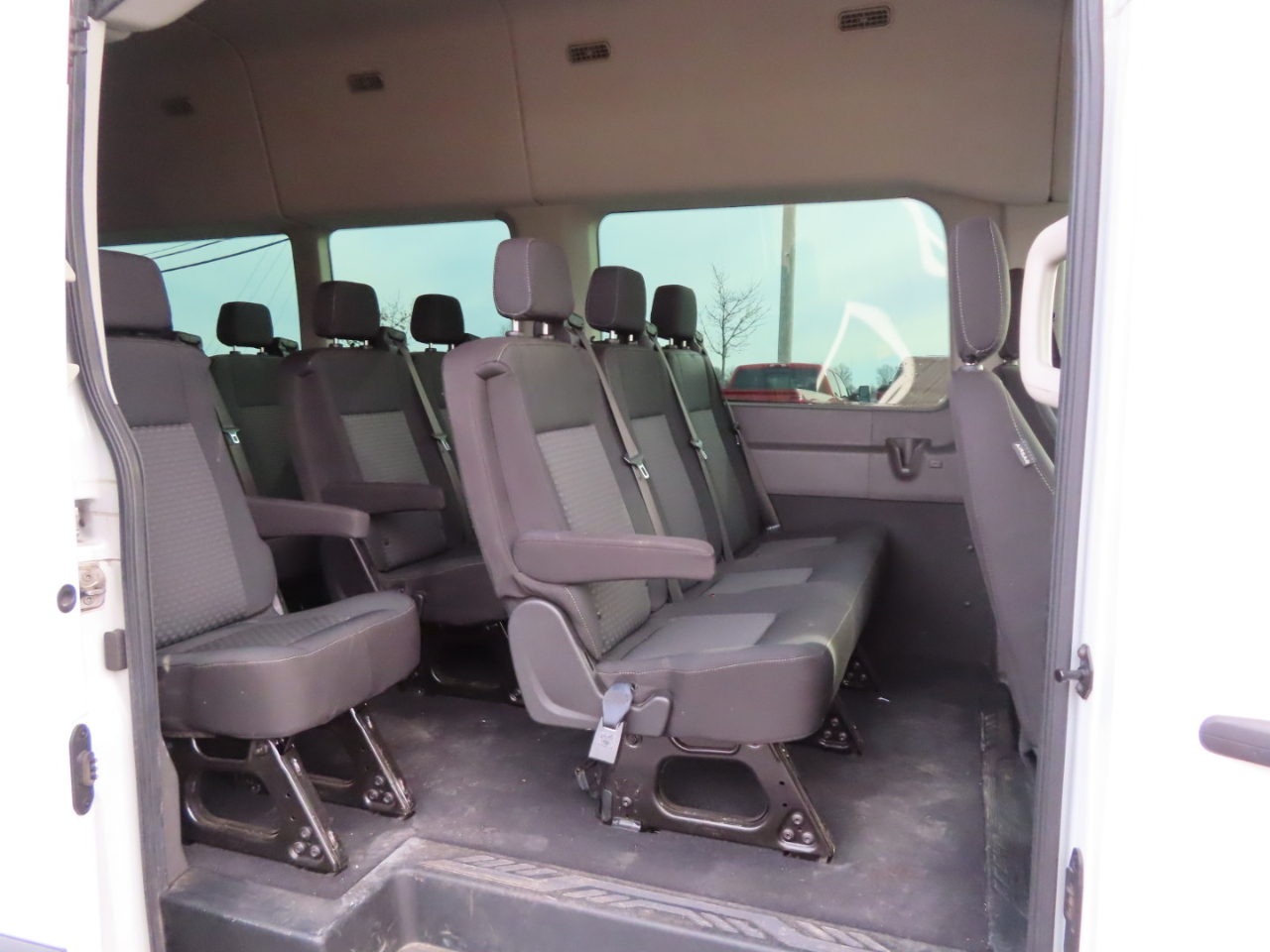 Ford Transit Passenger Wagon T-350 HD 148" EL High Roof XLT DRW RWD 2020