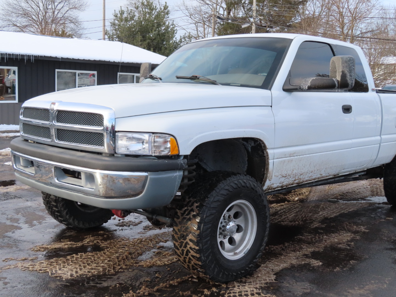 Dodge Ram 2500 4dr Quad Cab 139" WB HD 4WD 1999