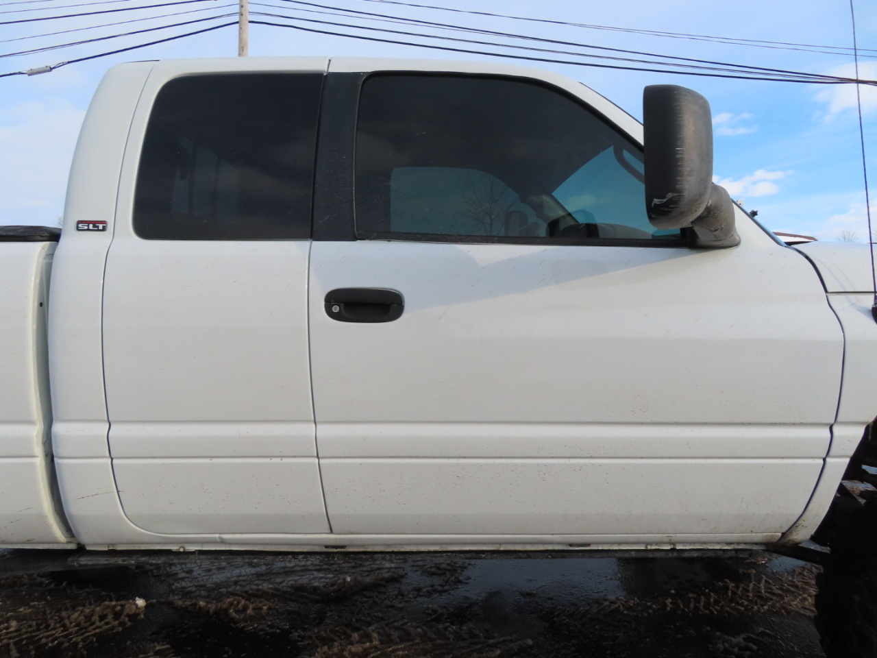 Dodge Ram 2500 4dr Quad Cab 139" WB HD 4WD 1999