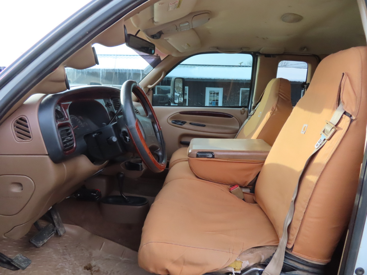 Dodge Ram 2500 4dr Quad Cab 139" WB HD 4WD 1999