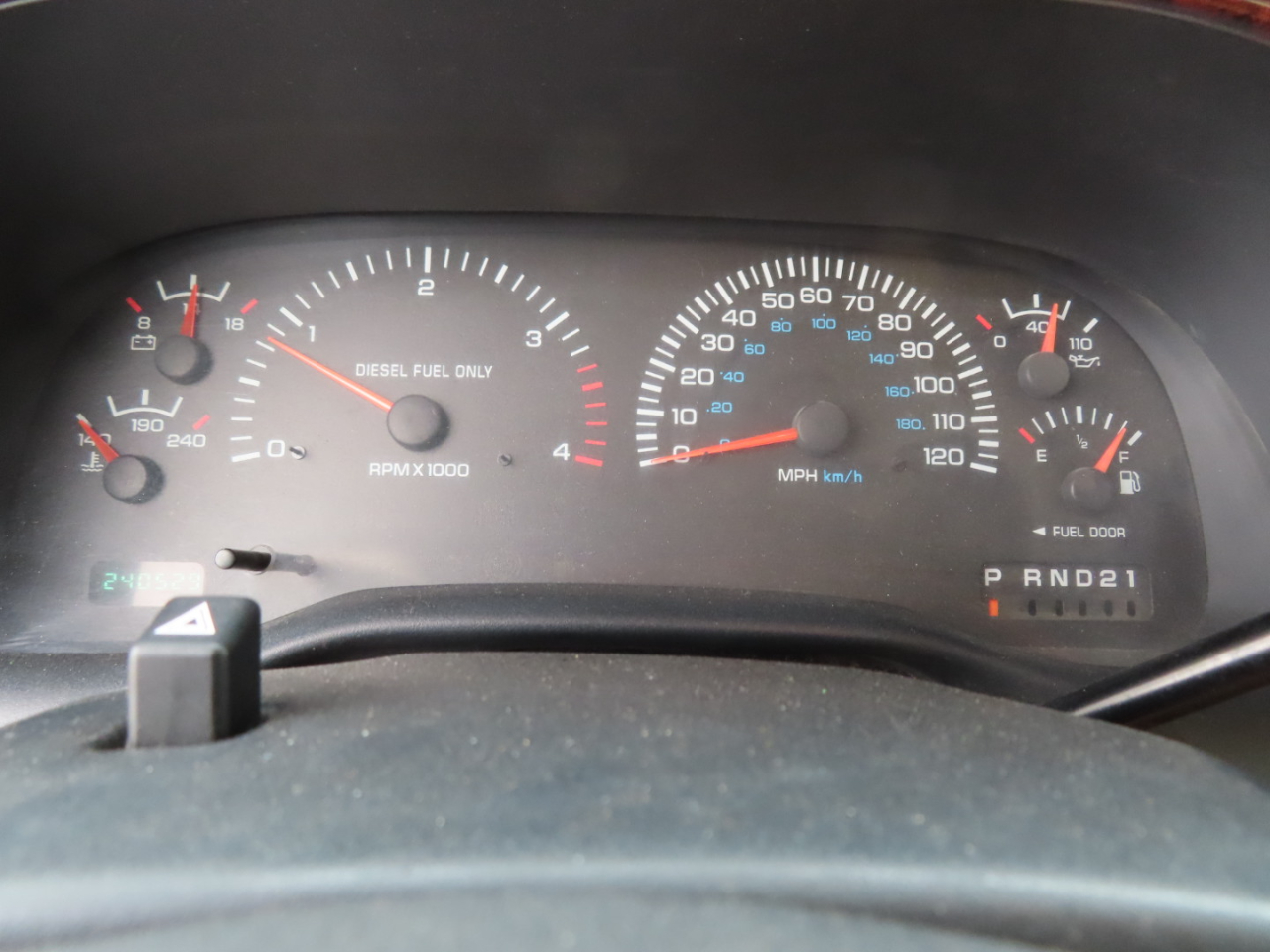 Dodge Ram 2500 4dr Quad Cab 139" WB HD 4WD 1999