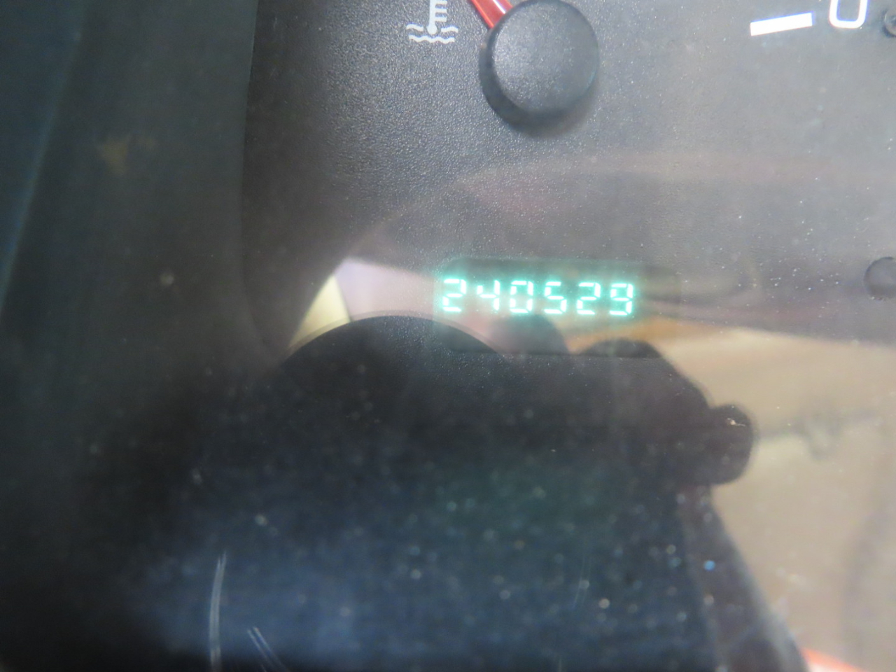 Dodge Ram 2500 4dr Quad Cab 139" WB HD 4WD 1999