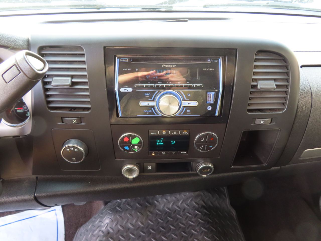 Chevrolet Silverado 2500HD 4WD Crew Cab 153" LT 2010