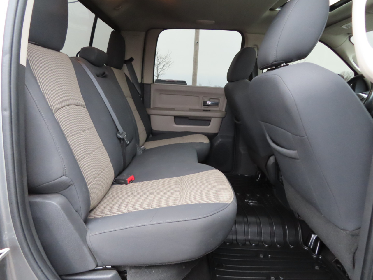 RAM 2500 4WD Crew Cab 149" Big Horn 2012