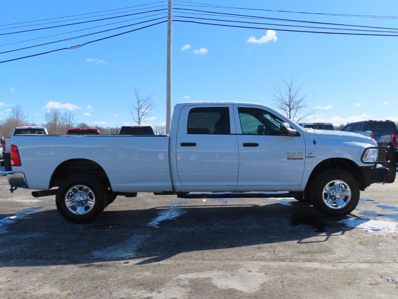 RAM 2500 Tradesman 4x4 Crew Cab 8' Box 2018