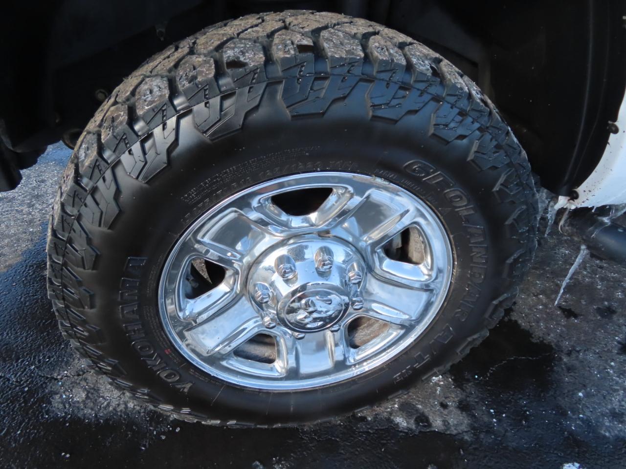 RAM 2500 Tradesman 4x4 Crew Cab 8' Box 2018