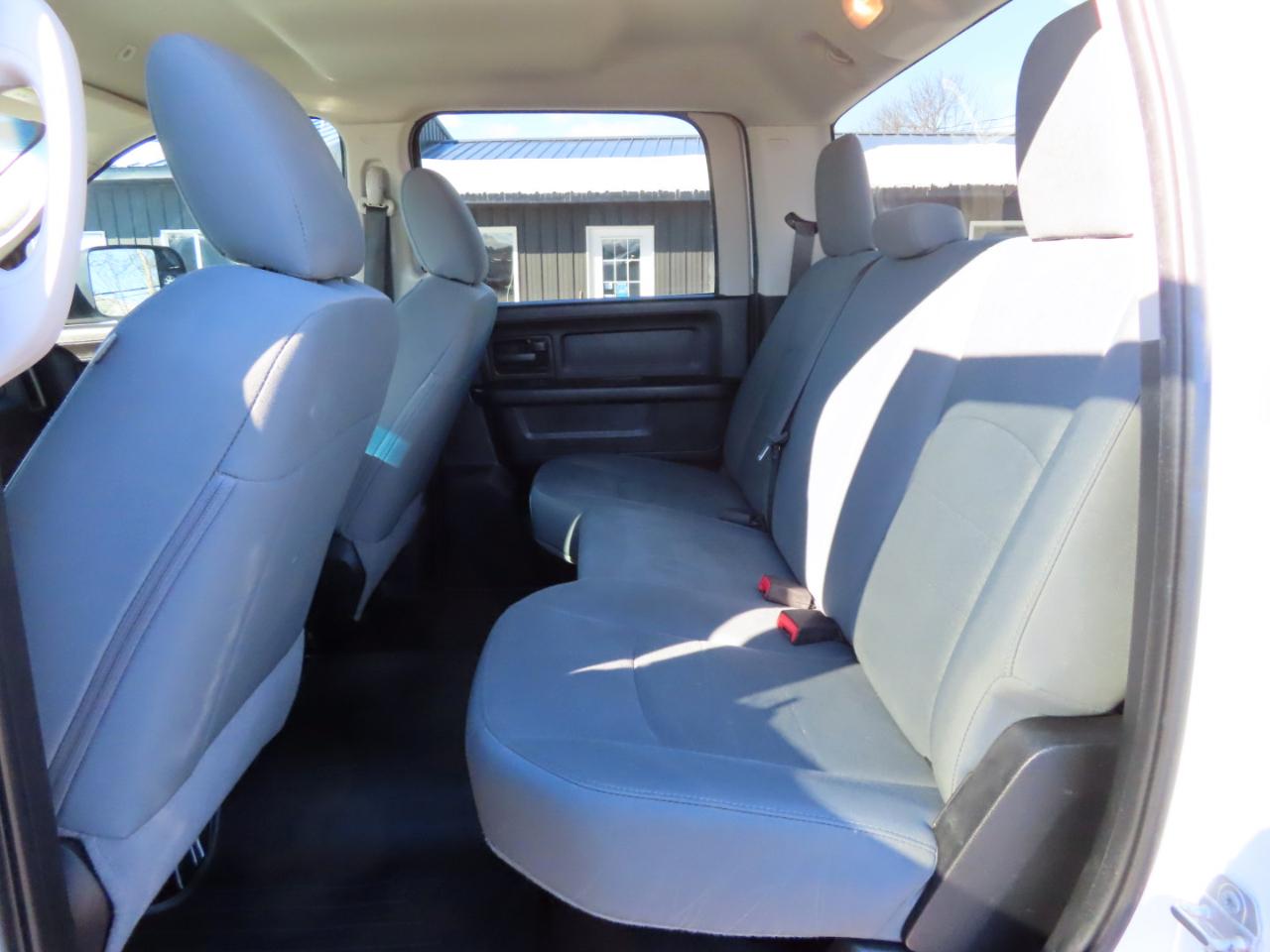 RAM 2500 Tradesman 4x4 Crew Cab 8' Box 2018