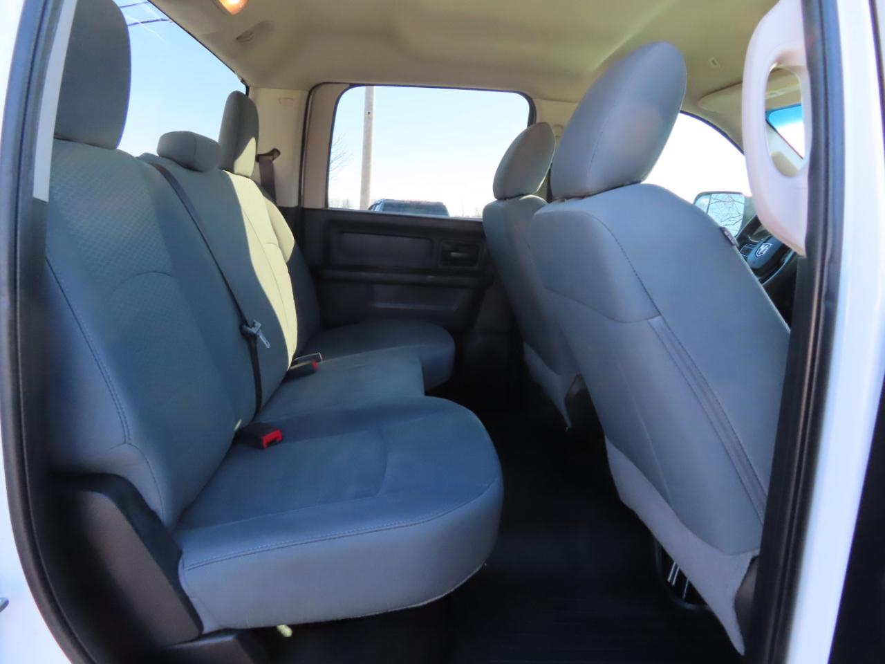 RAM 2500 Tradesman 4x4 Crew Cab 8' Box 2018