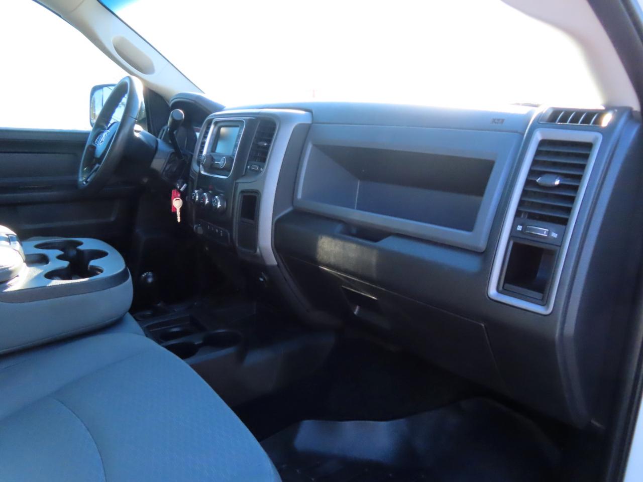 RAM 2500 Tradesman 4x4 Crew Cab 8' Box 2018