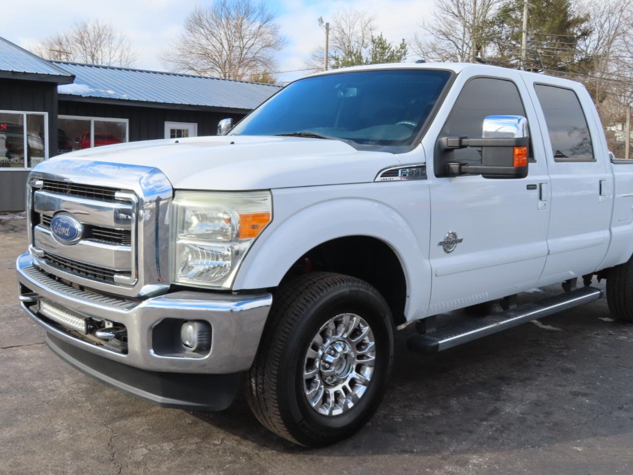 Ford Super Duty F-350 SRW 4WD Crew Cab 156" Lariat 2016