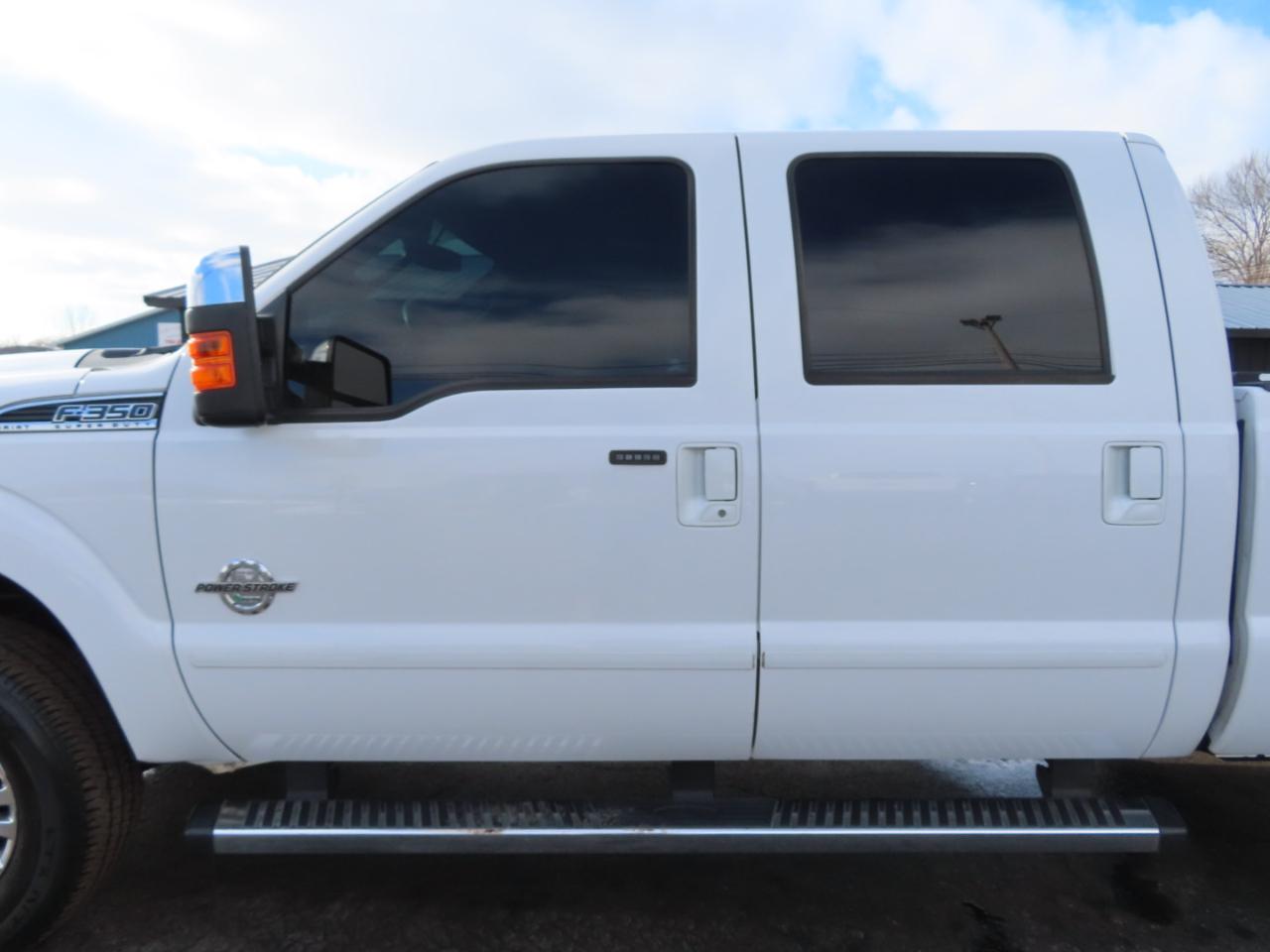 Ford Super Duty F-350 SRW 4WD Crew Cab 156" Lariat 2016