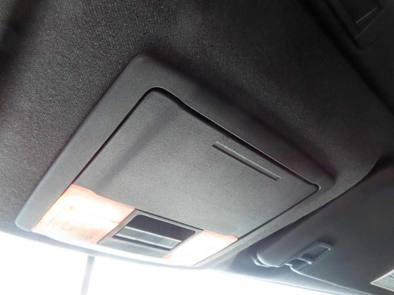 Ford Super Duty F-350 SRW 4WD Crew Cab 156" Lariat 2016