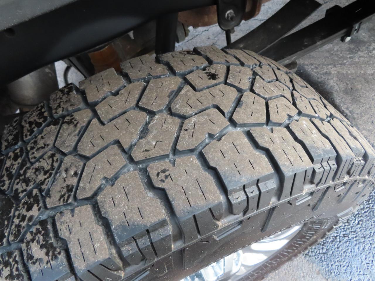 Ford Super Duty F-250 SRW Lariat 4WD Crew Cab 8' Box 2022