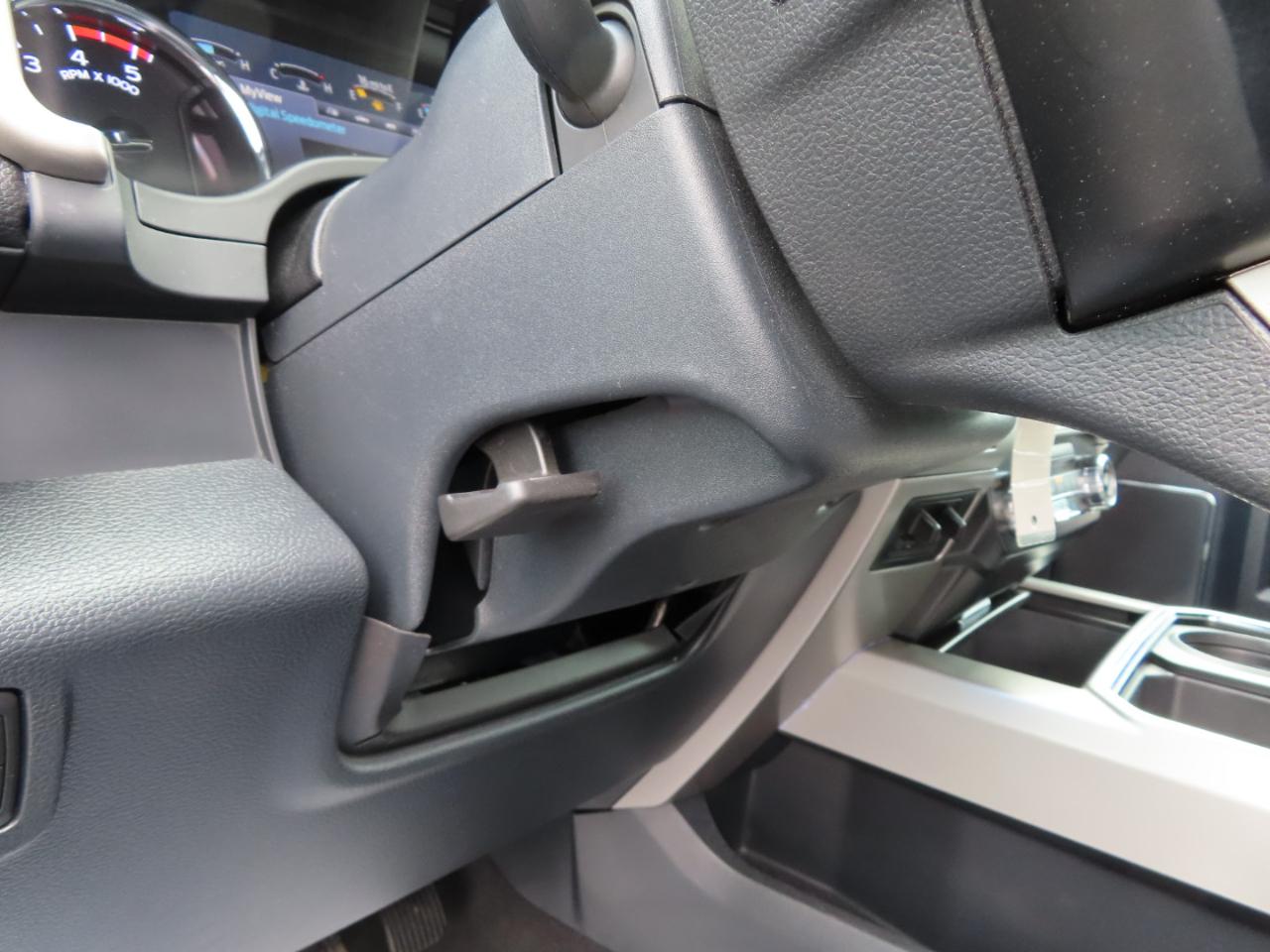 Ford Super Duty F-250 SRW Lariat 4WD Crew Cab 8' Box 2022