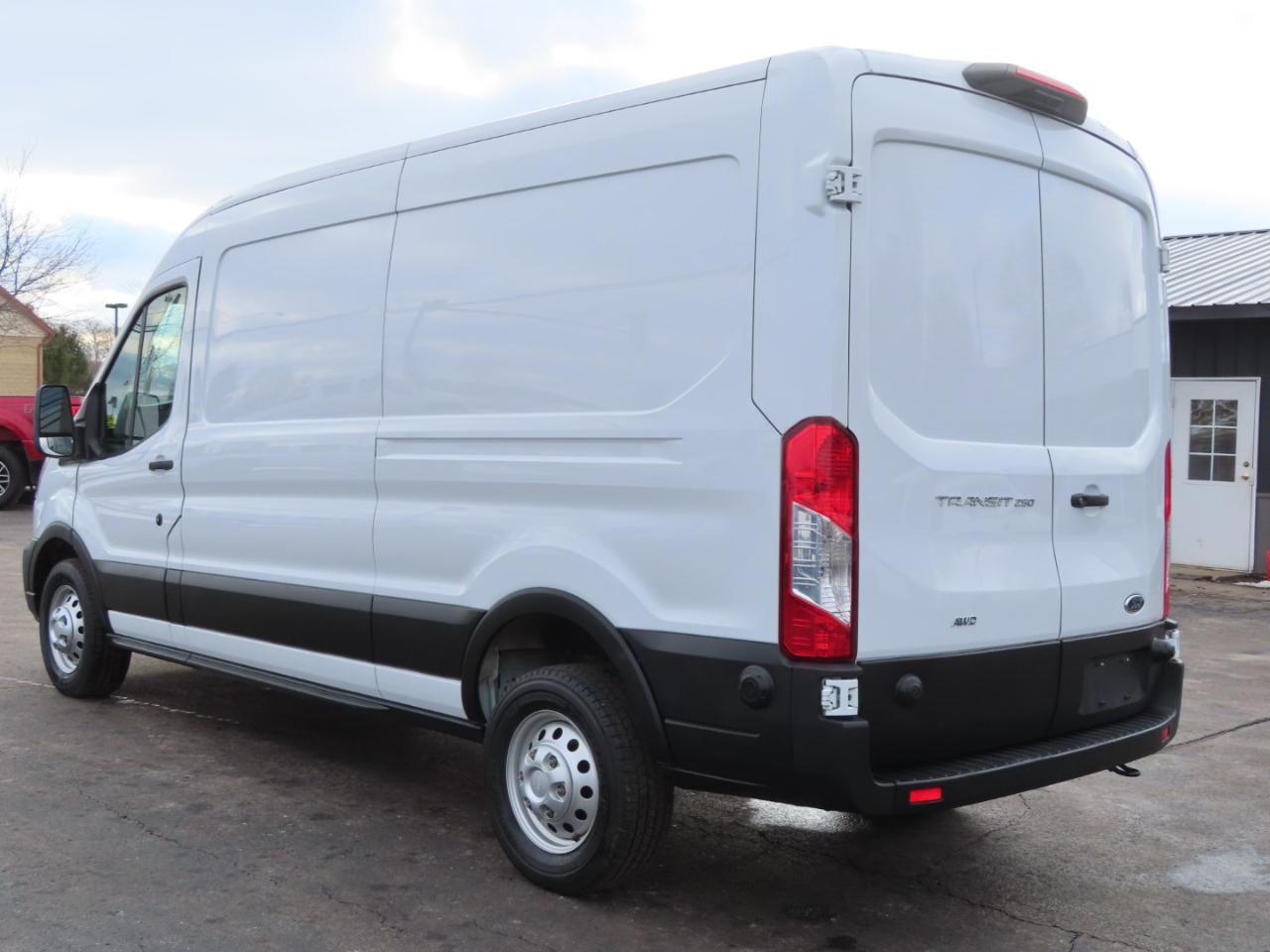 Ford Transit Cargo Van T-250 148" Med Rf 9070 GVWR AWD 2024