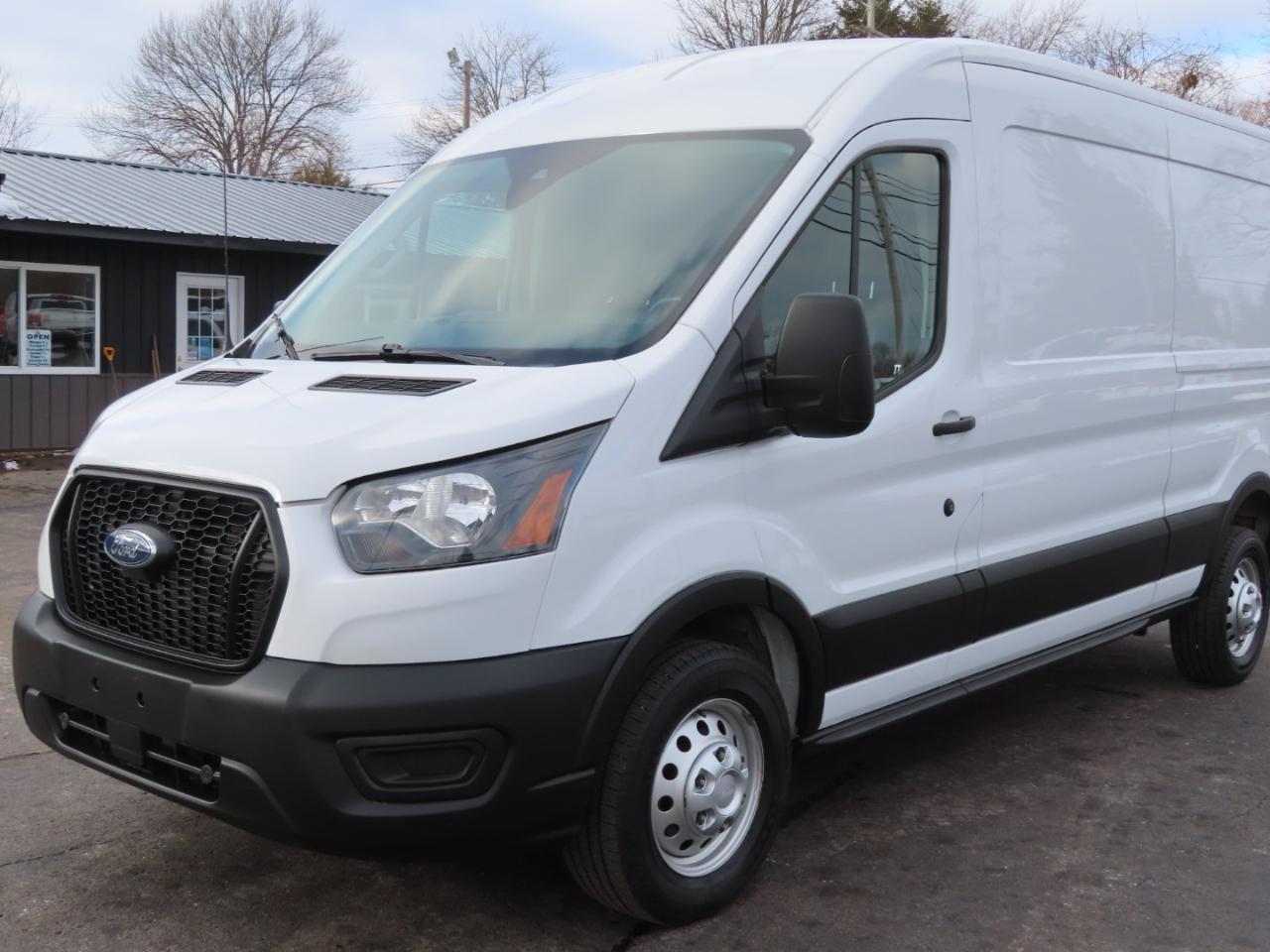 Ford Transit Cargo Van T-250 148" Med Rf 9070 GVWR AWD 2024