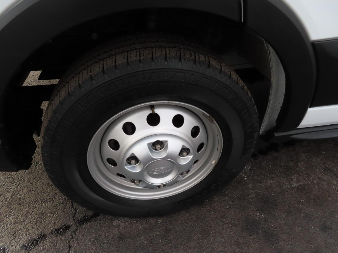 Ford Transit Cargo Van T-250 148" Med Rf 9070 GVWR AWD 2024