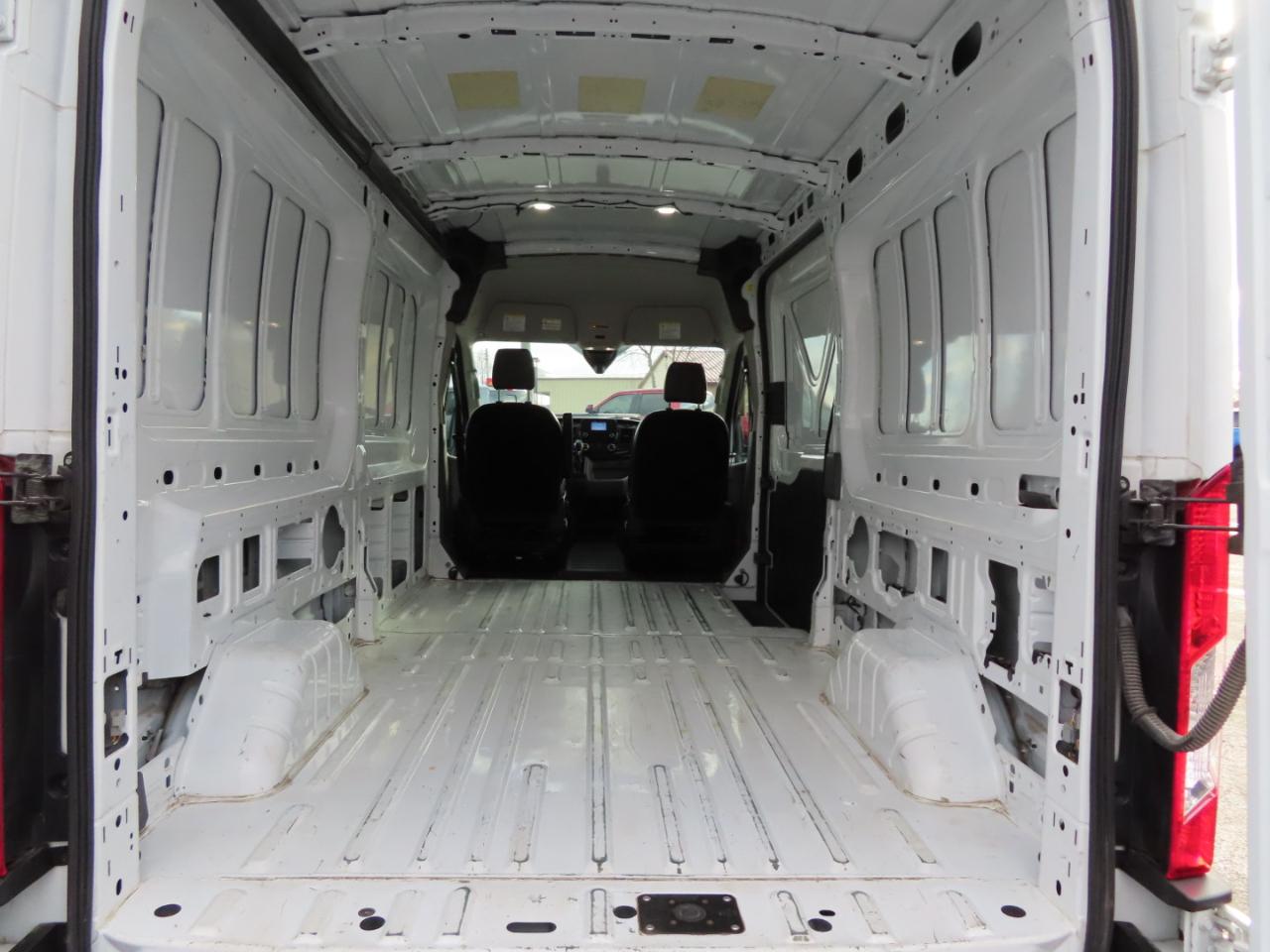 Ford Transit Cargo Van T-250 148" Med Rf 9070 GVWR AWD 2024