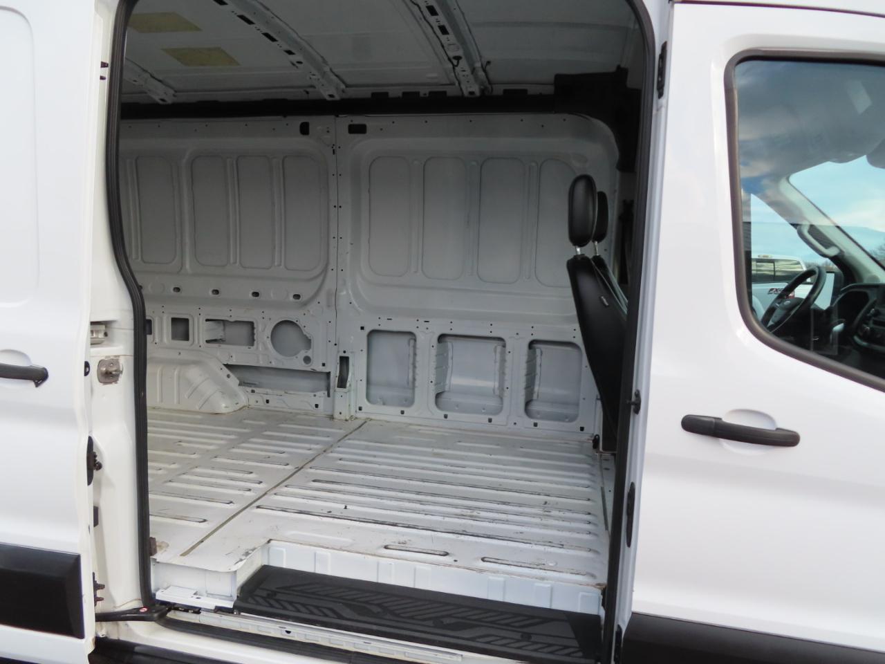 Ford Transit Cargo Van T-250 148" Med Rf 9070 GVWR AWD 2024