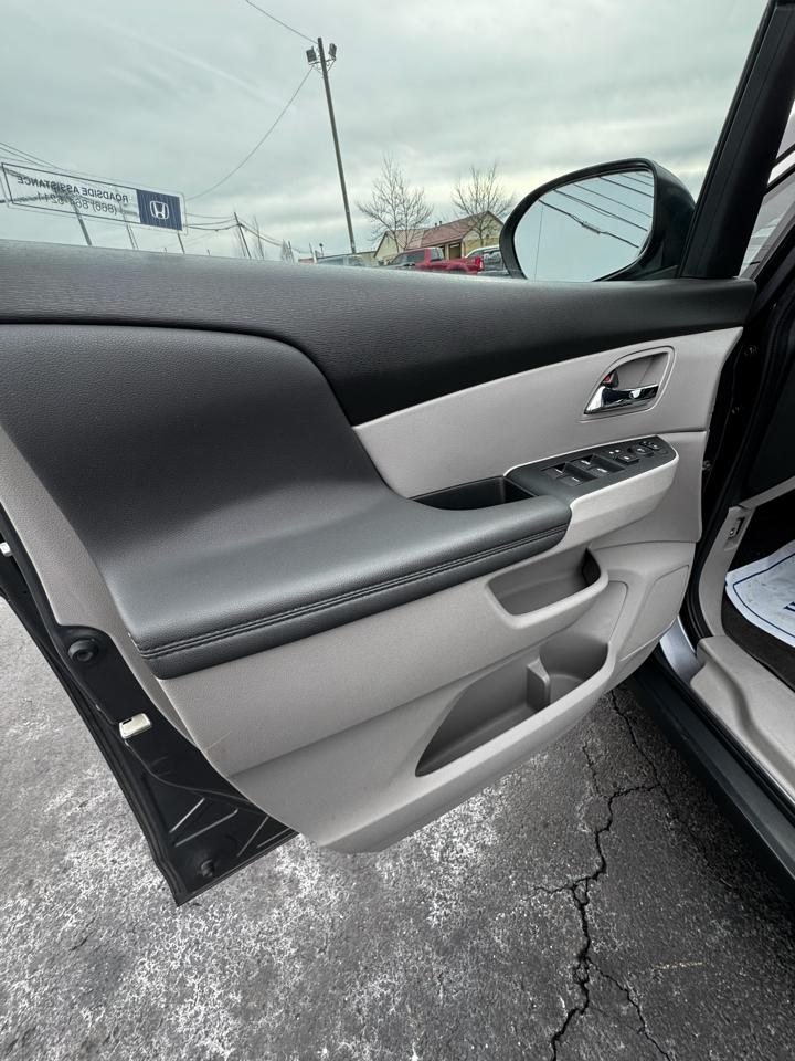 Honda Odyssey 5dr LX 2016