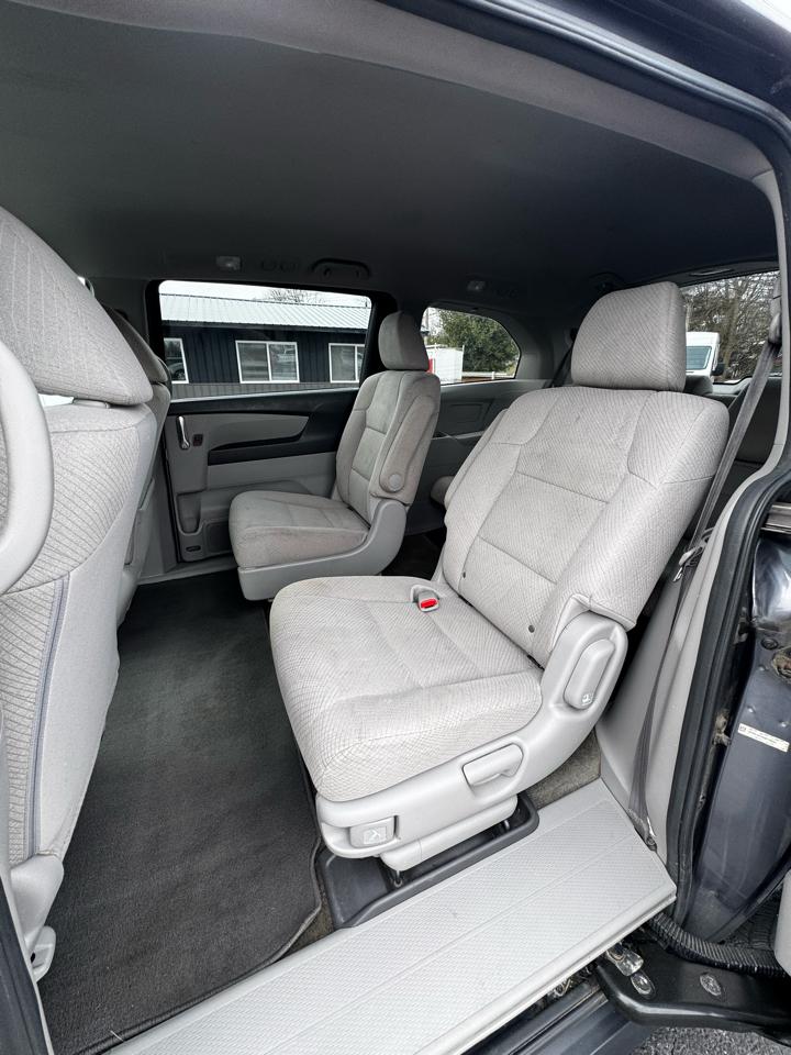 Honda Odyssey 5dr LX 2016