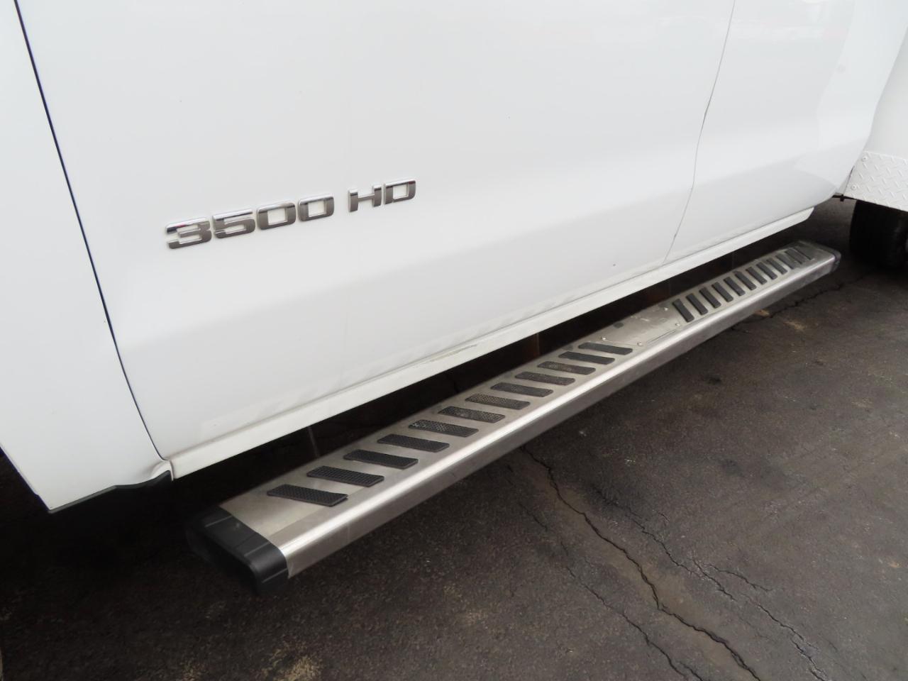 Chevrolet Silverado 3500HD 4WD Crew Cab 167.7" Work Truck 2018