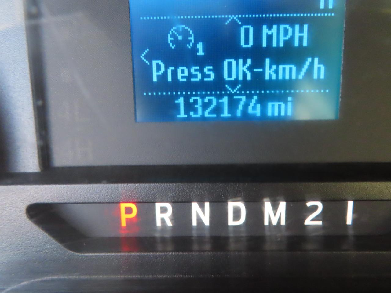 Ford Super Duty F-250 SRW XL 4WD Crew Cab 8' Box 2017