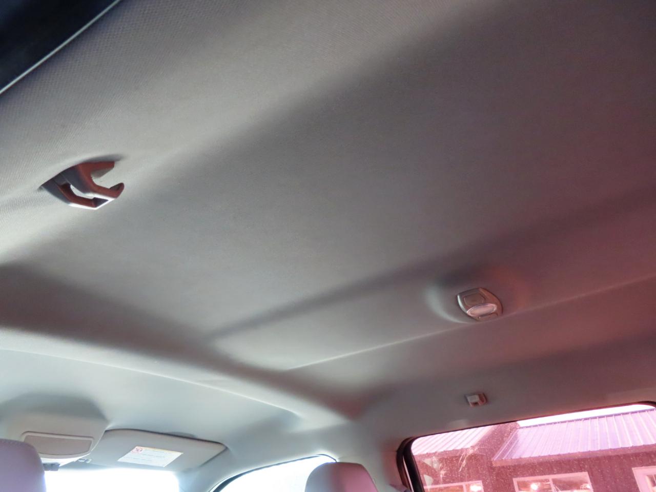 Ford Super Duty F-250 SRW XL 4WD Crew Cab 8' Box 2017