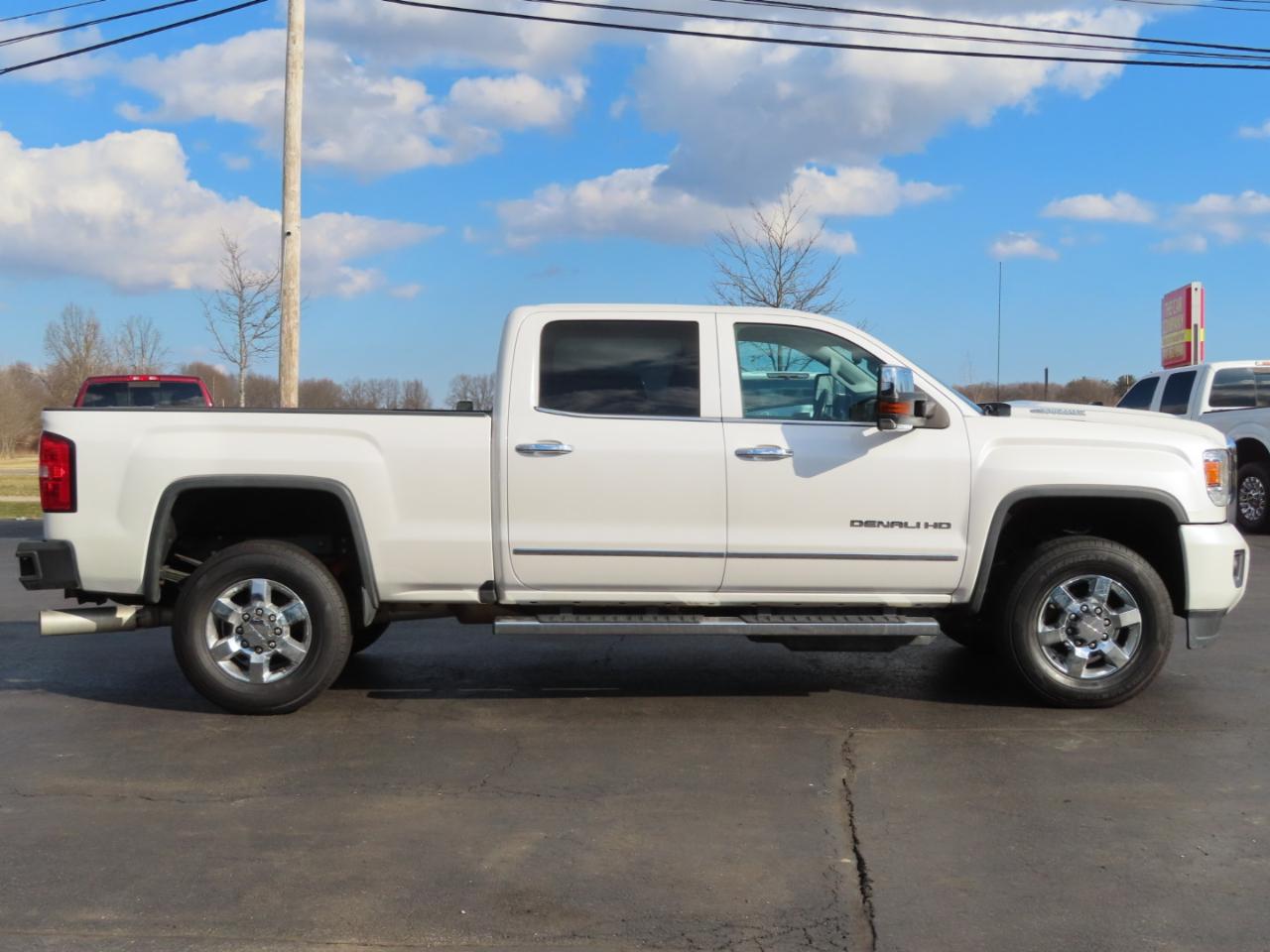 GMC Sierra 3500HD 4WD Crew Cab 153.7" Denali 2019