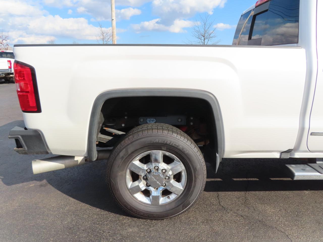 GMC Sierra 3500HD 4WD Crew Cab 153.7" Denali 2019