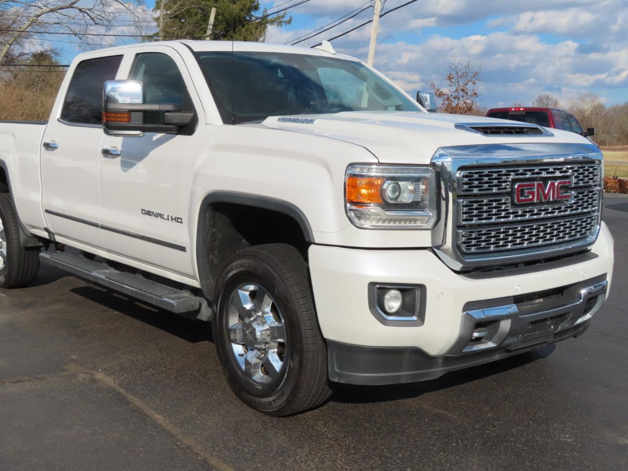 GMC Sierra 3500HD 4WD Crew Cab 153.7" Denali 2019