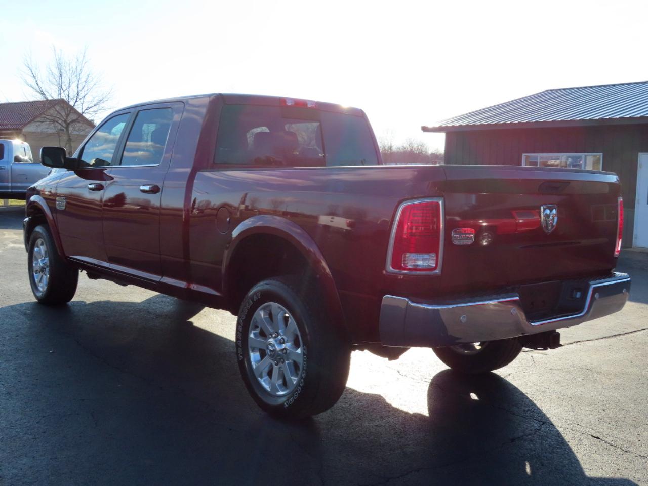 RAM 2500 Longhorn 4x4 Mega Cab 6'4" Box 2017