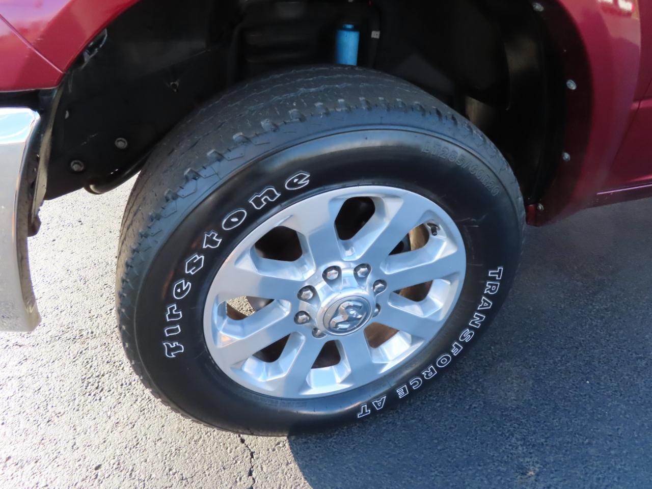 RAM 2500 Longhorn 4x4 Mega Cab 6'4" Box 2017