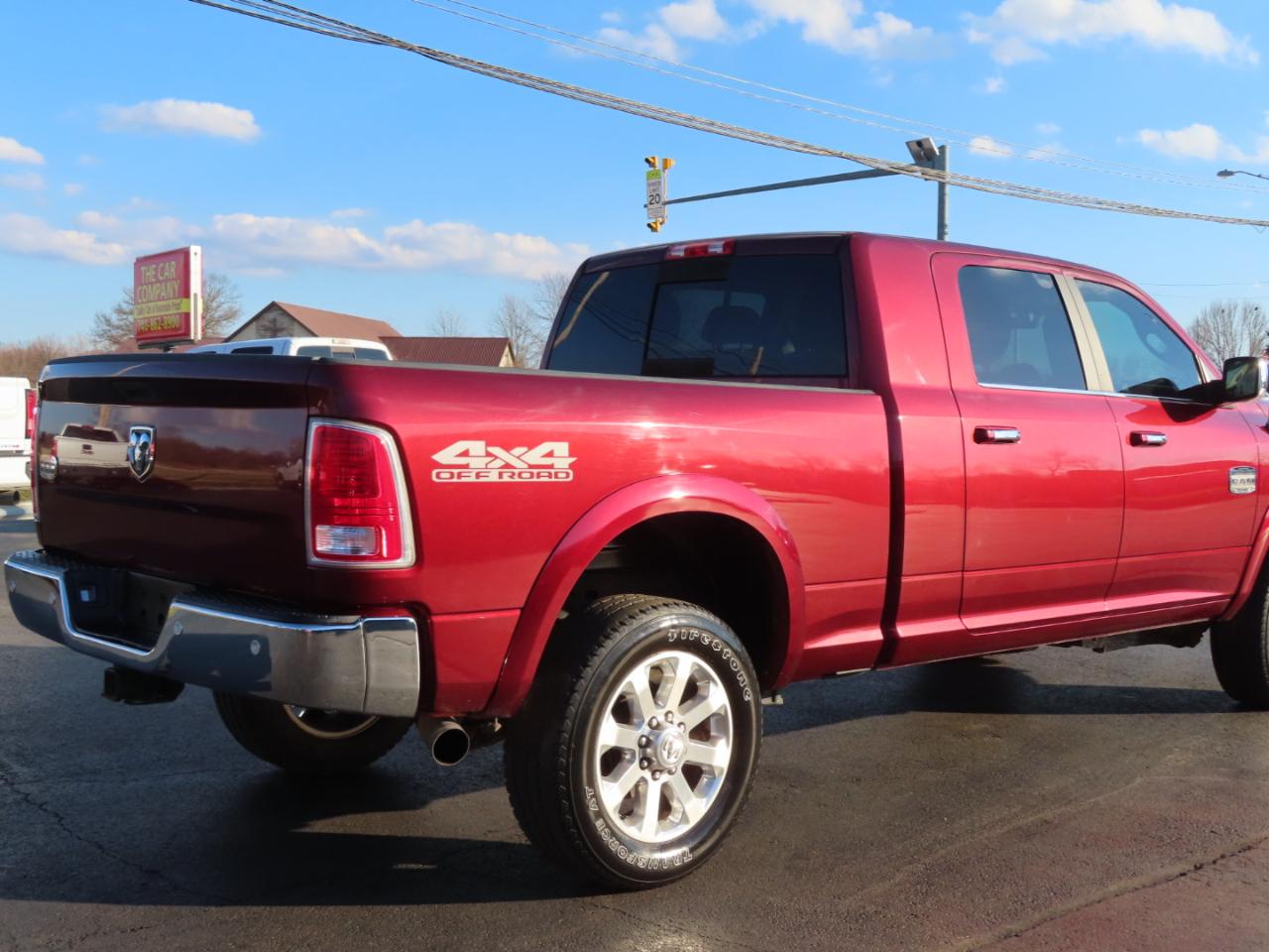 RAM 2500 Longhorn 4x4 Mega Cab 6'4" Box 2017