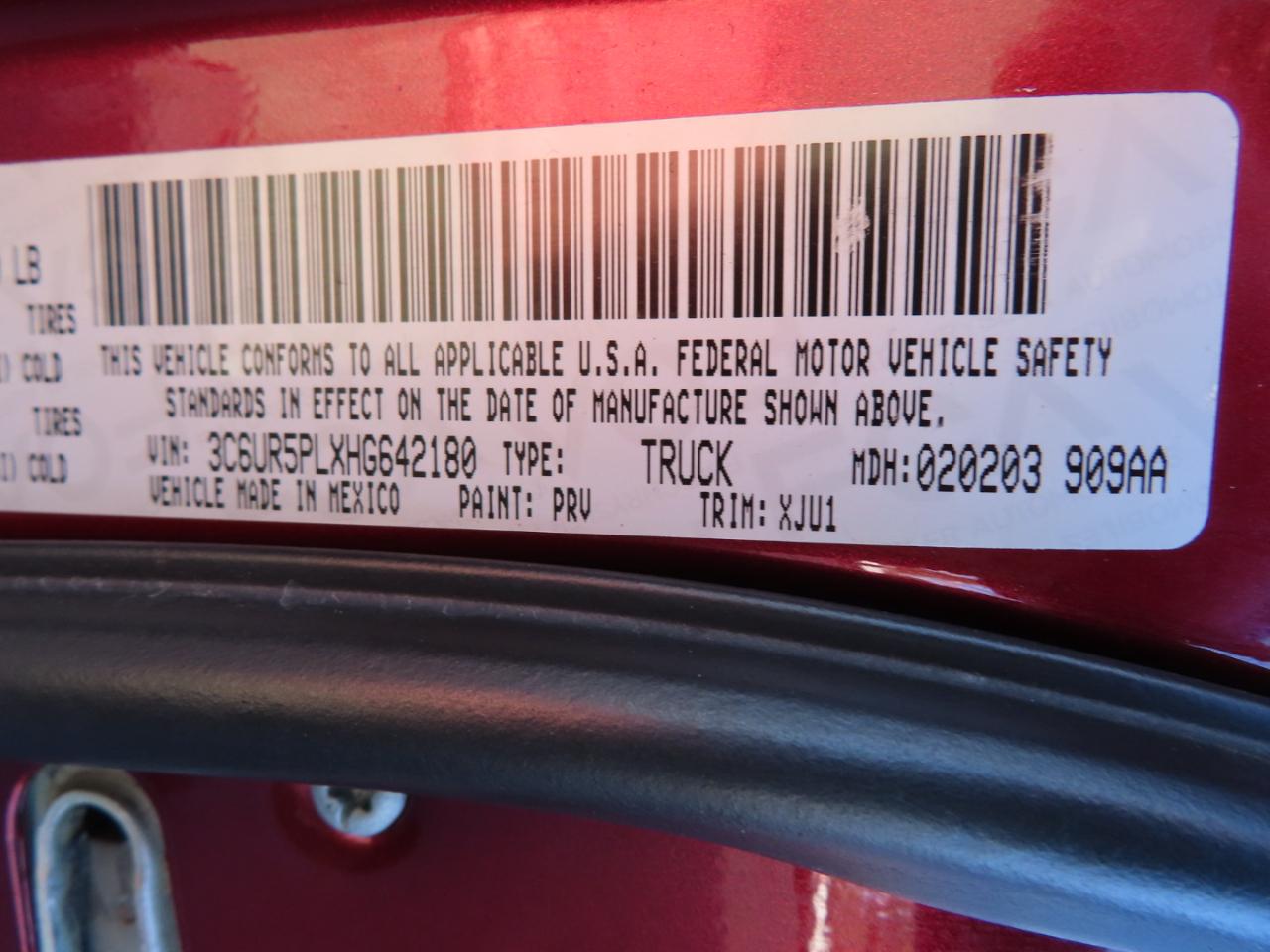 RAM 2500 Longhorn 4x4 Mega Cab 6'4" Box 2017