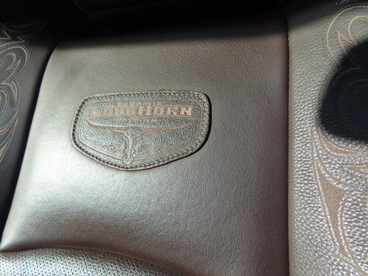 RAM 2500 Longhorn 4x4 Mega Cab 6'4" Box 2017