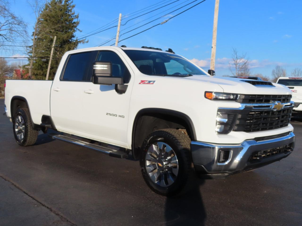 Chevrolet Silverado 2500HD 4WD Crew Cab 172" LT 2024