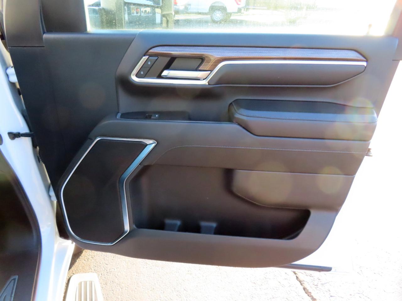 Chevrolet Silverado 2500HD 4WD Crew Cab 172" LT 2024