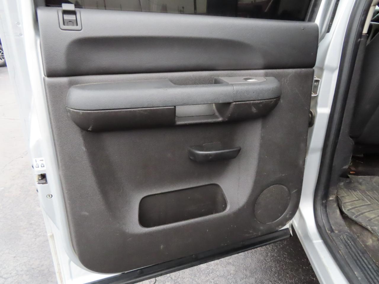 Chevrolet Silverado 2500HD 4WD Crew Cab 167.7" LT 2012