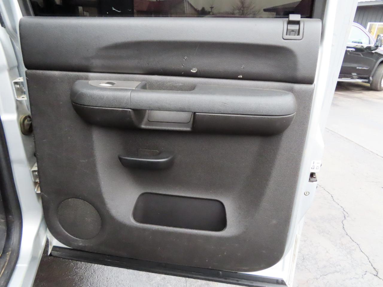 Chevrolet Silverado 2500HD 4WD Crew Cab 167.7" LT 2012