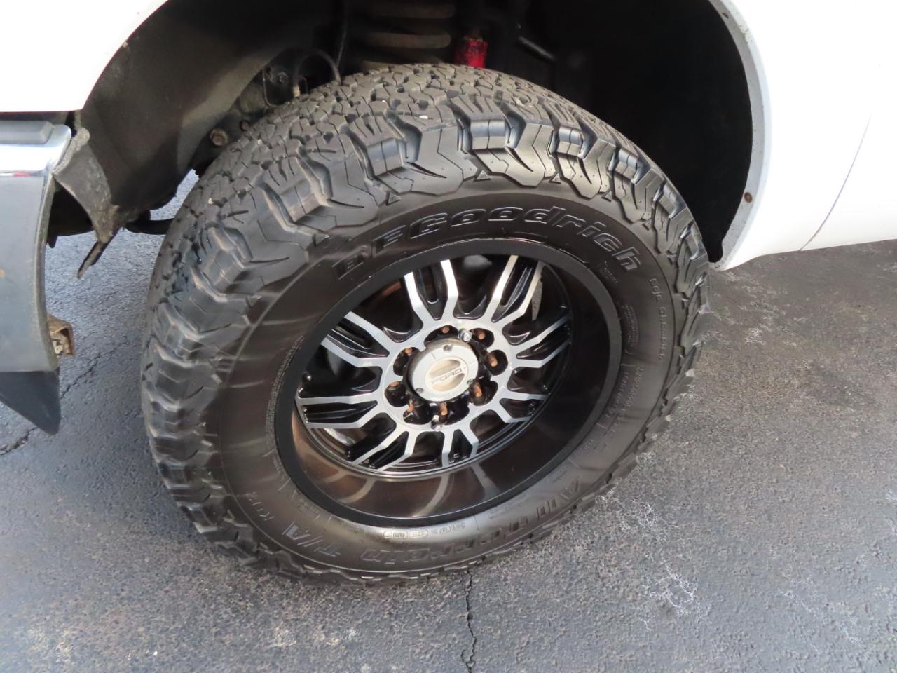 Ford Super Duty F-250 SRW 4WD Crew Cab 172" XL 2011