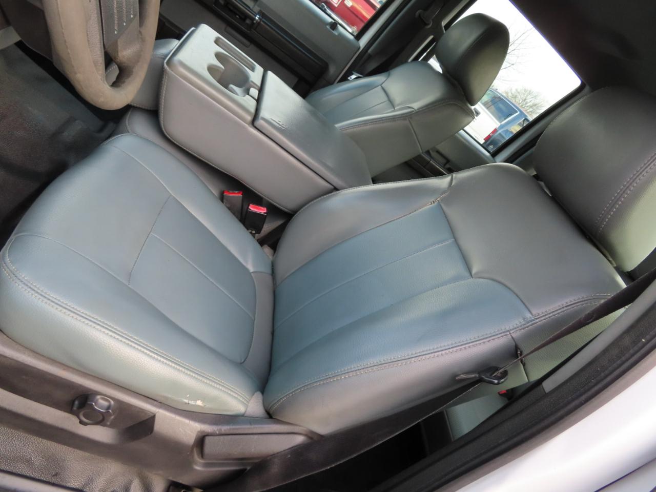 Ford Super Duty F-250 SRW 4WD Crew Cab 172" XL 2011