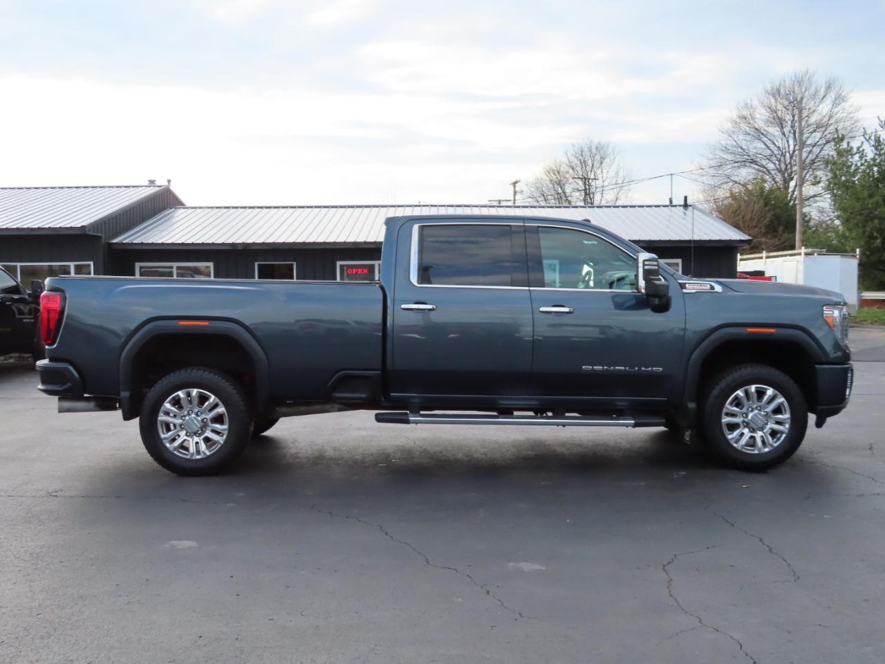 GMC Sierra 3500HD 4WD Crew Cab 172" Denali 2020