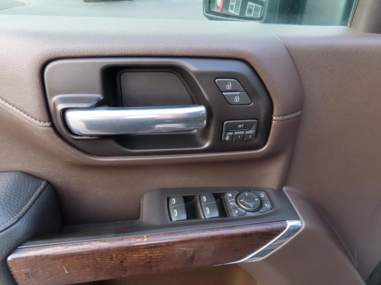 GMC Sierra 3500HD 4WD Crew Cab 172" Denali 2020