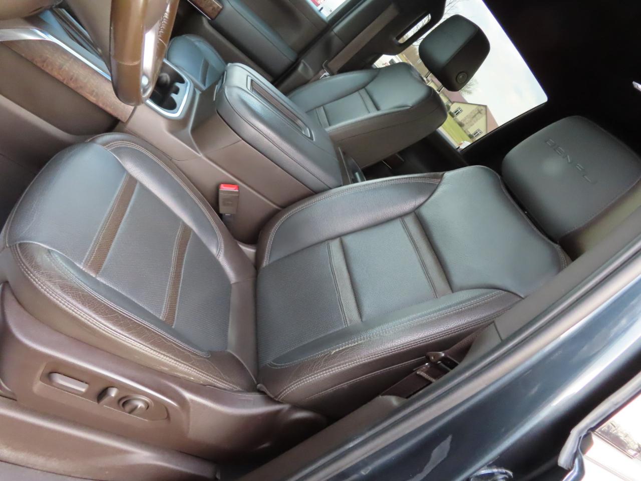 GMC Sierra 3500HD 4WD Crew Cab 172" Denali 2020