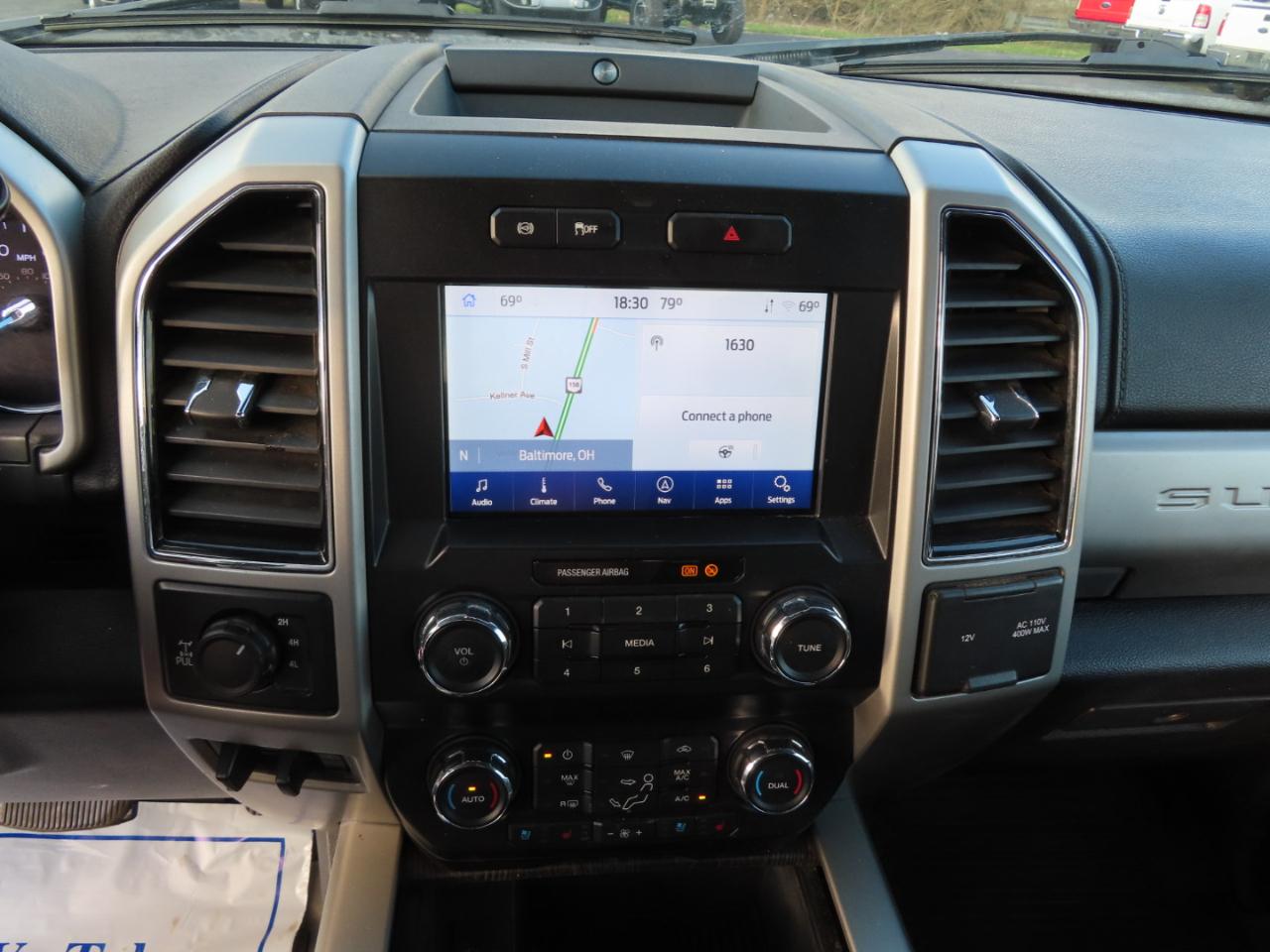 Ford Super Duty F-350 SRW Lariat 4WD SuperCab 8' Box 2021