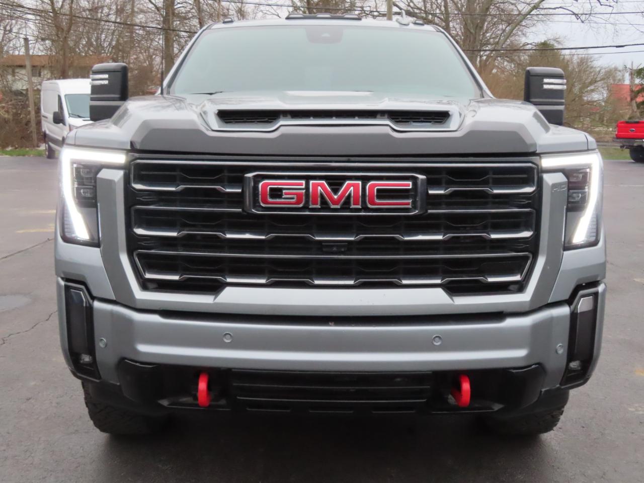 GMC Sierra 2500HD 4WD Crew Cab 159" AT4 2024